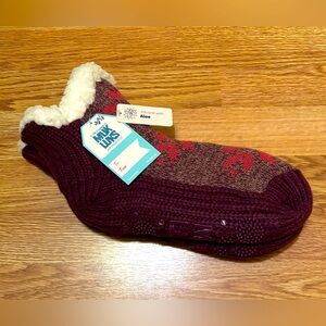 NWT Muk Luks Slipper Socks